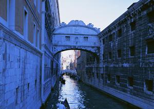 名古屋駅徒歩1分の貸し会議室「タイムオフィス名古屋」の魅力と特徴